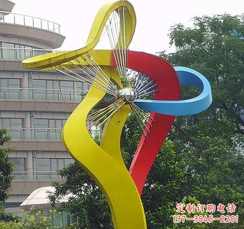 长沙不锈钢风车雕塑——烤漆之美