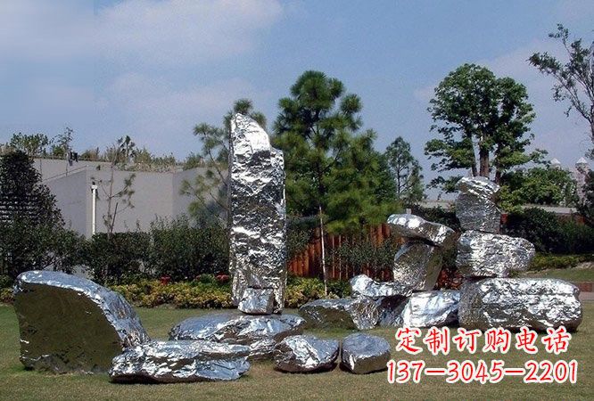 长沙美丽的太湖石雕塑