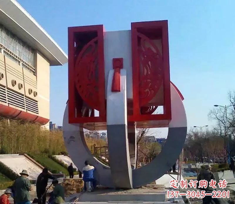 长沙不锈钢圆环雕塑象征着永恒的美
