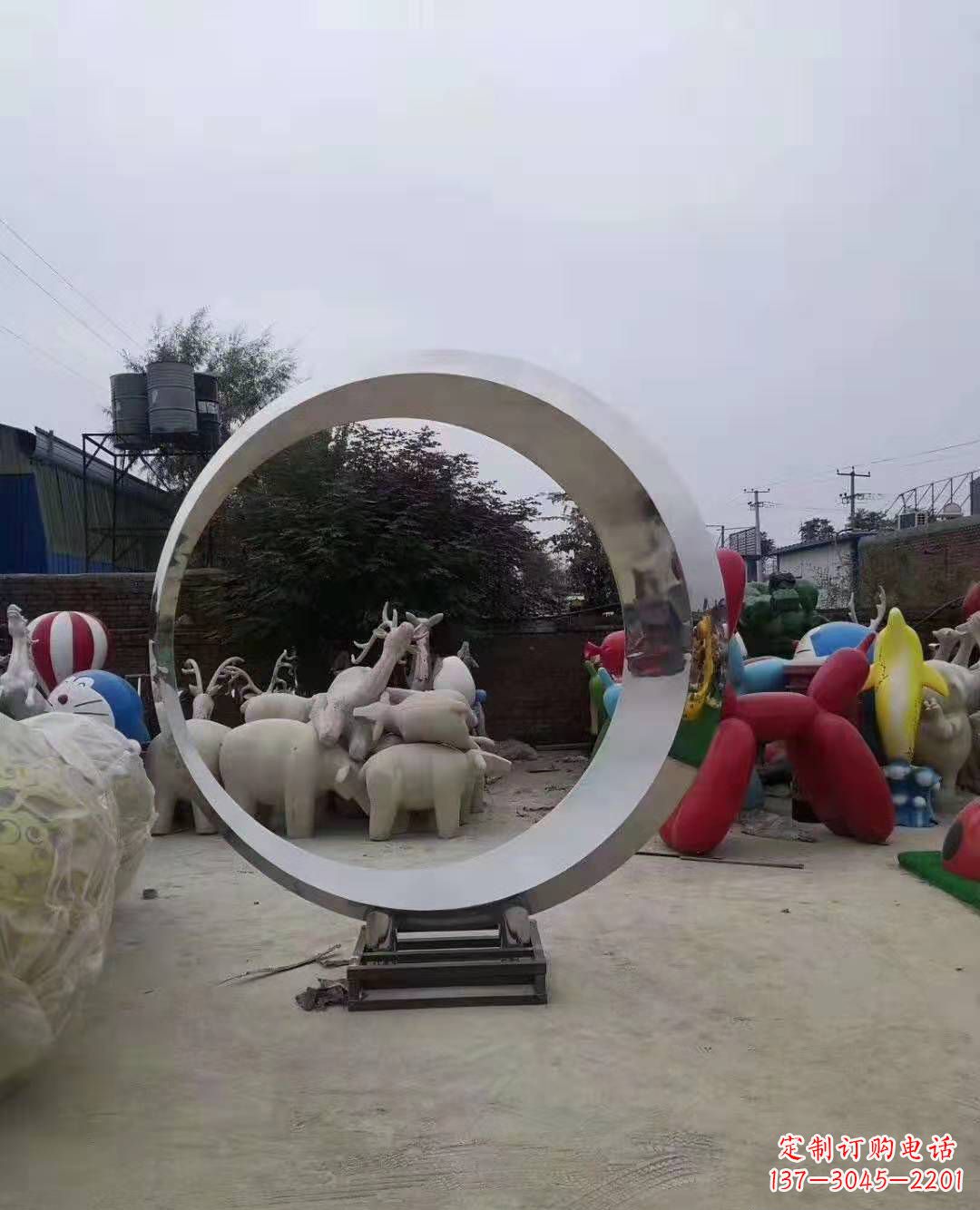 长沙不锈钢圆环雕塑，点缀环境美景