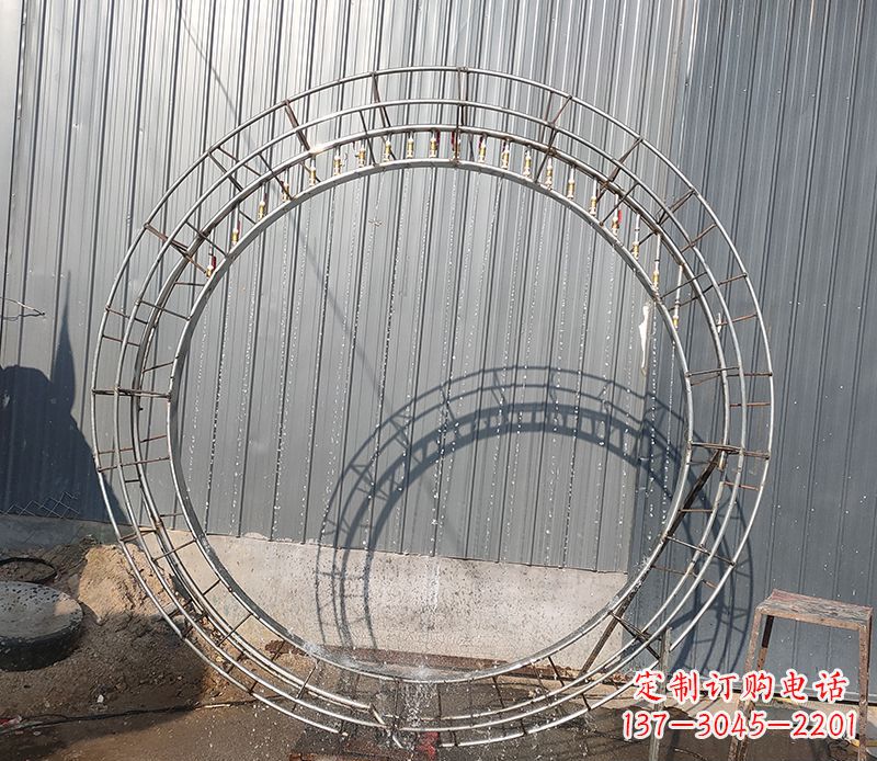 长沙圆环的美——不锈钢景观雕塑