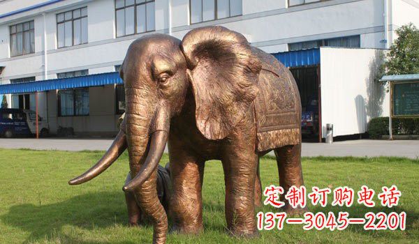 长沙草地大象铜雕