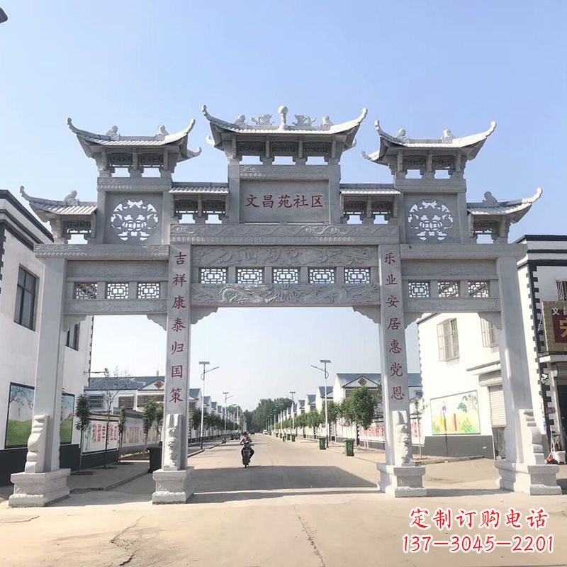 长沙社区四柱雕塑——缅怀老北京的文化精髓