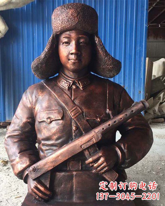 长沙雷锋雕塑象征着无私奉献的力量