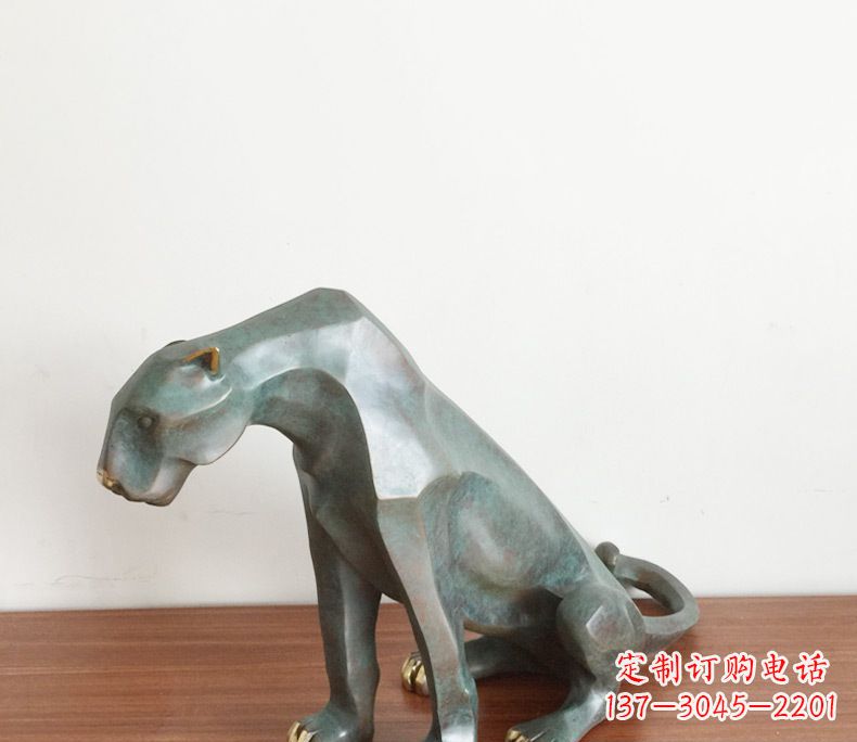 长沙抽象豹子动物铜雕