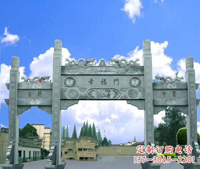 长沙村庄三门牌坊的雕塑之美