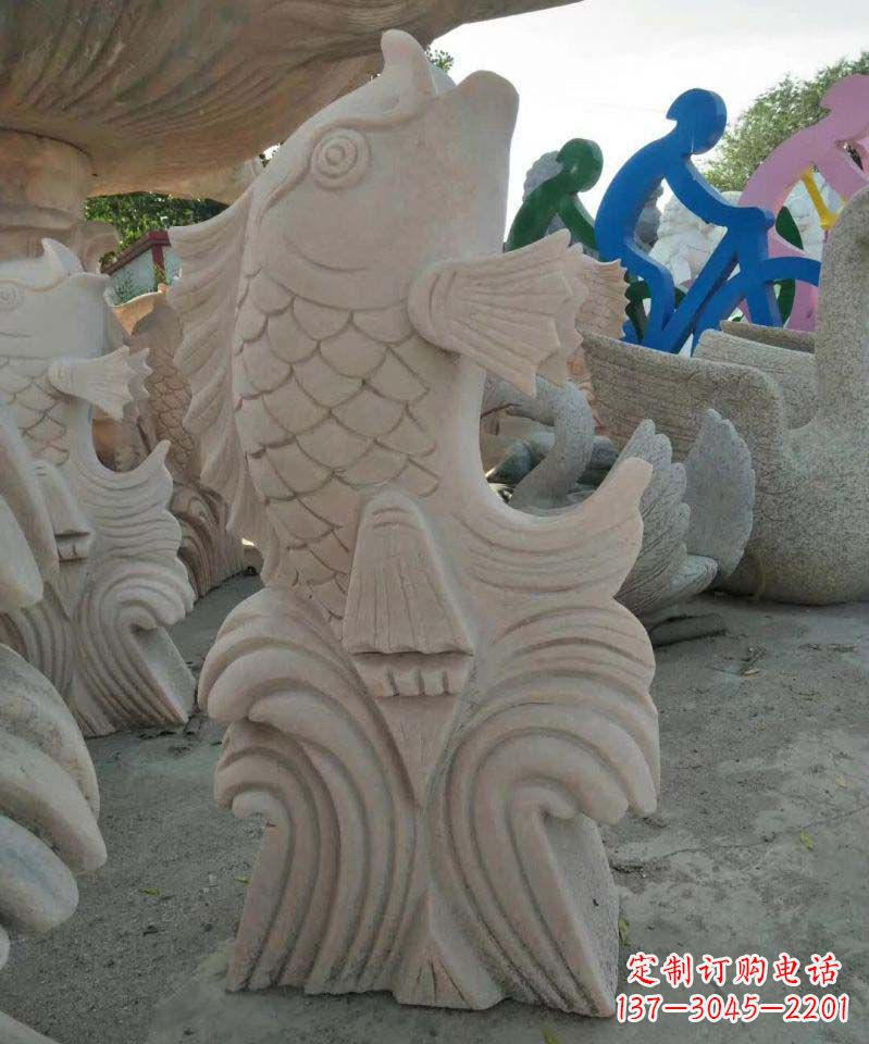 长沙大理石艺术装饰绚丽多彩的鲤鱼雕塑