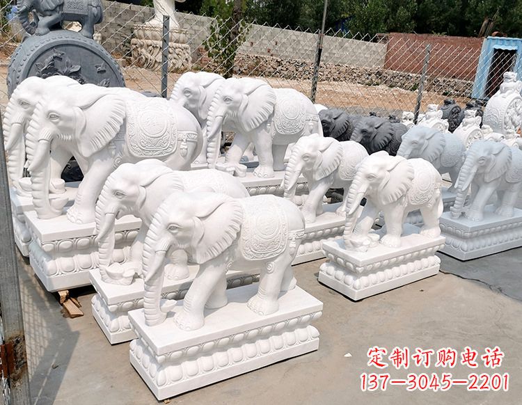 长沙大桥上的大象石雕