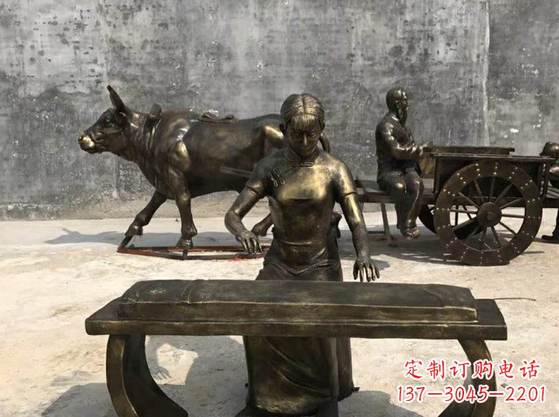 长沙铜制古筝人物校园景观雕塑
