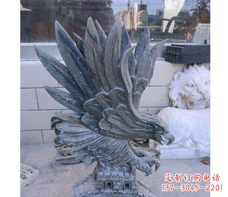 长沙动物雄鹰石雕