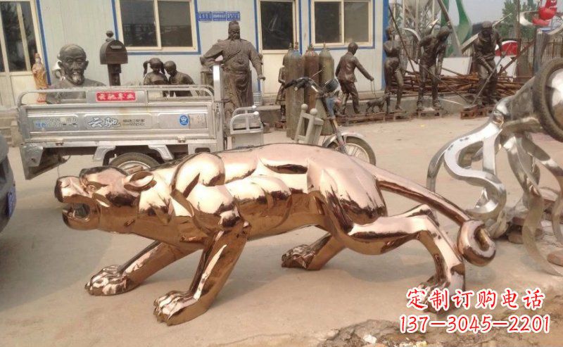长沙精美不锈钢豹子雕塑