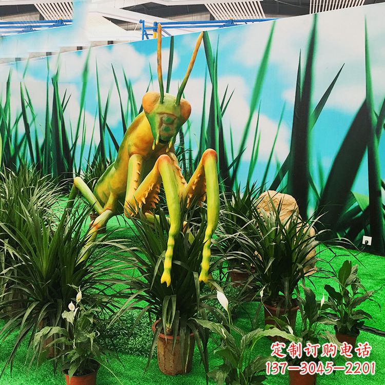 长沙优雅螳螂玻璃钢雕塑