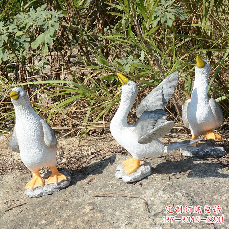 长沙放飞和平鸽的雕塑