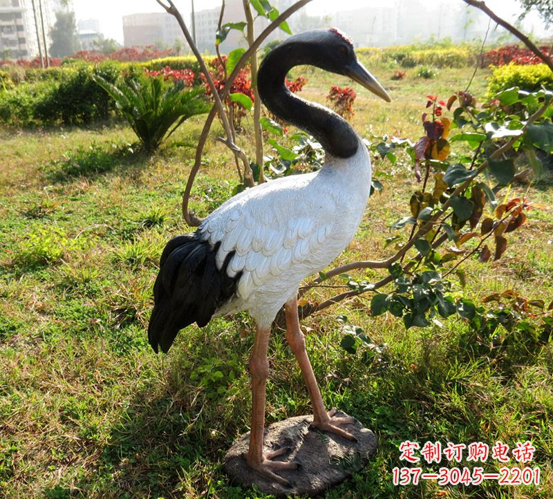 长沙飞行的仙鹤雕塑