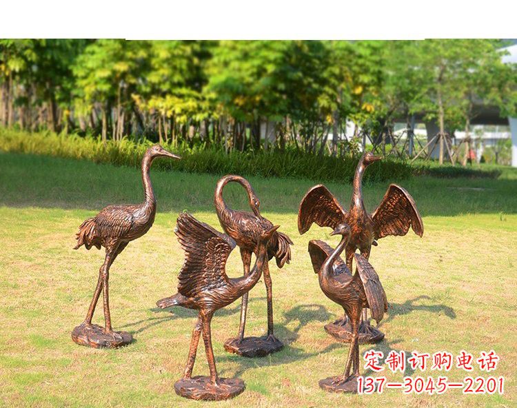 长沙仿铜钢玻璃摇头仙鹤雕塑