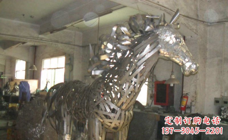 长沙不锈钢抽象马动物雕塑
