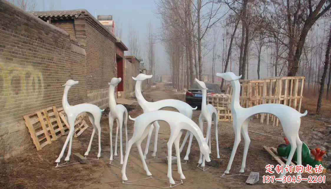 长沙英锐不锈钢鹿雕塑——让您的雕塑体验更加令人惊叹