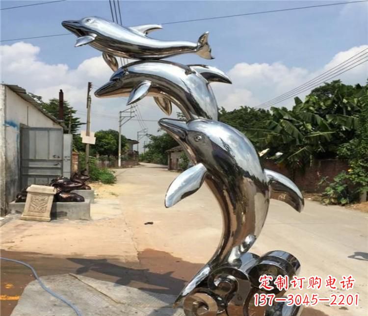 长沙冲浪海豚不锈钢雕塑