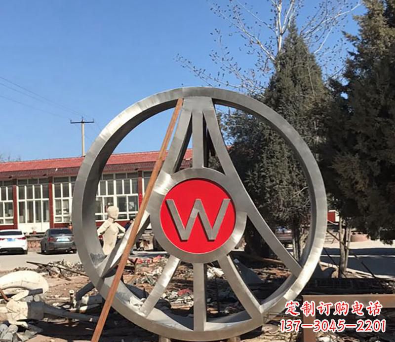 长沙精美的不锈钢圆球字母景观雕塑