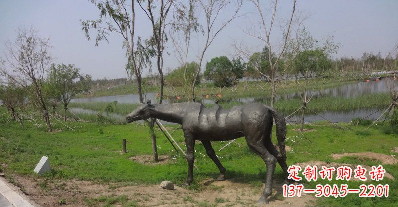 长沙公园抽象马景观铜雕
