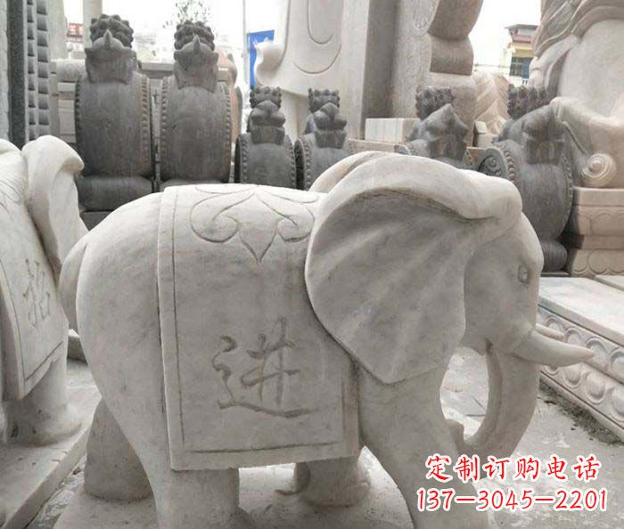 长沙公园动物石雕小象