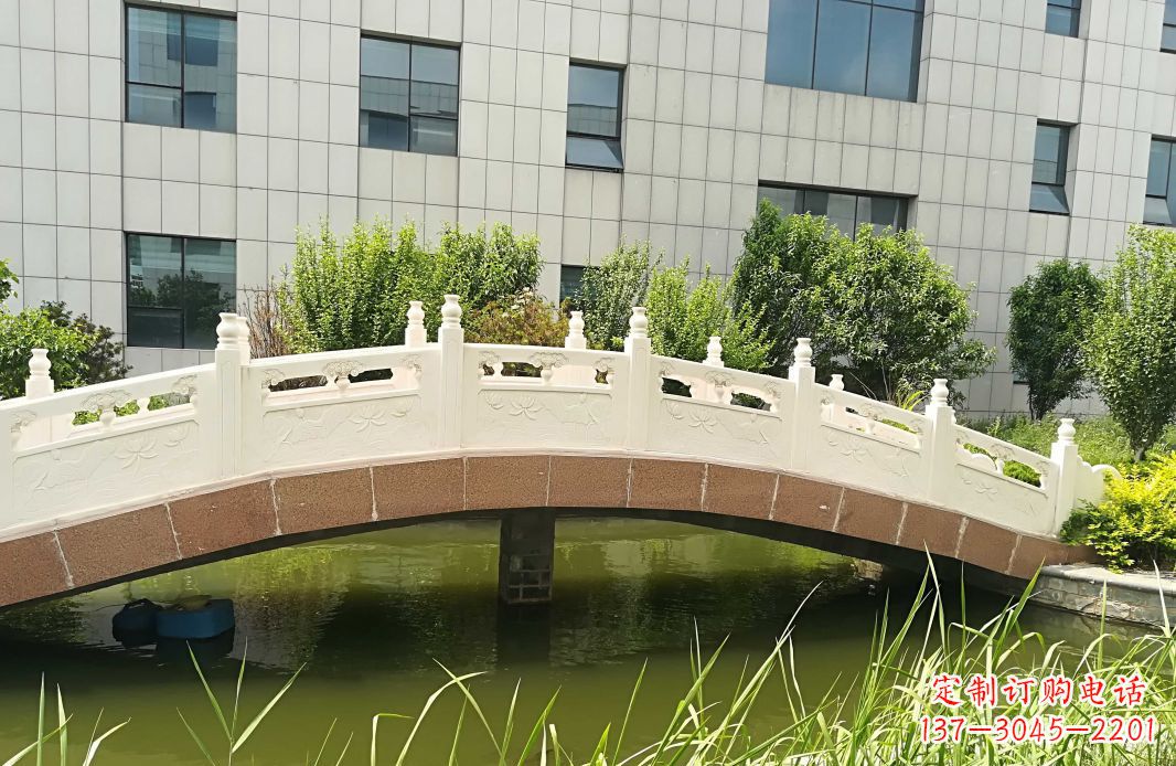 长沙手工制作的汉白玉石拱桥雕塑