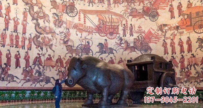 长沙传统风格铜河马拉车景观雕塑