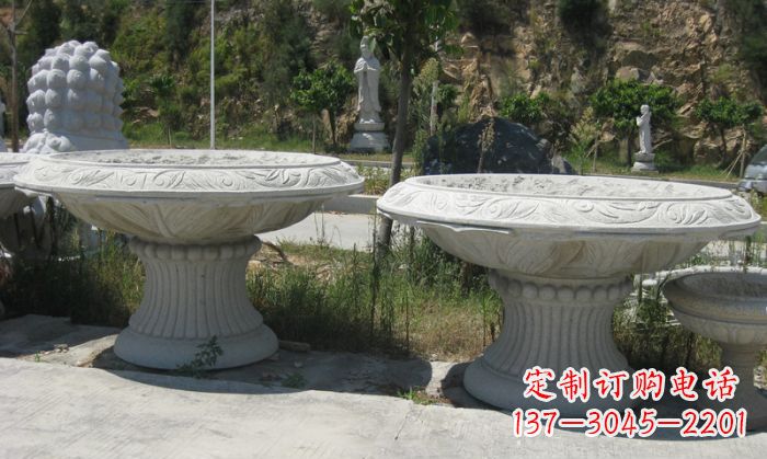 长沙美轮美奂的大理石花盆雕塑