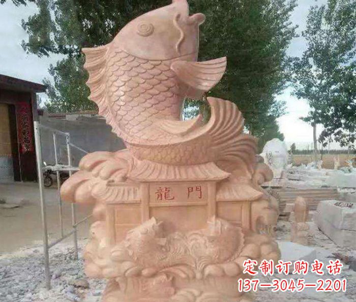 长沙公园景观晚霞红石雕鱼喷泉 (2)