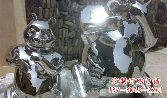 长沙公园镜面不锈钢大熊猫雕塑