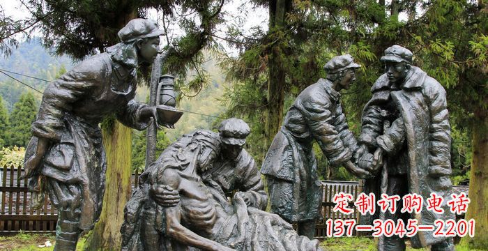 长沙公园救人的红军小品铜雕