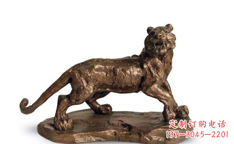 长沙公园老虎动物铜雕