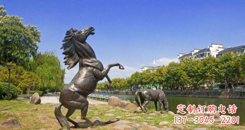 长沙公园立马动物铜雕
