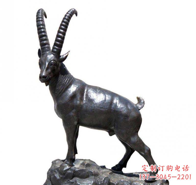 长沙铜雕羚羊,精美外形及细节刻画精美