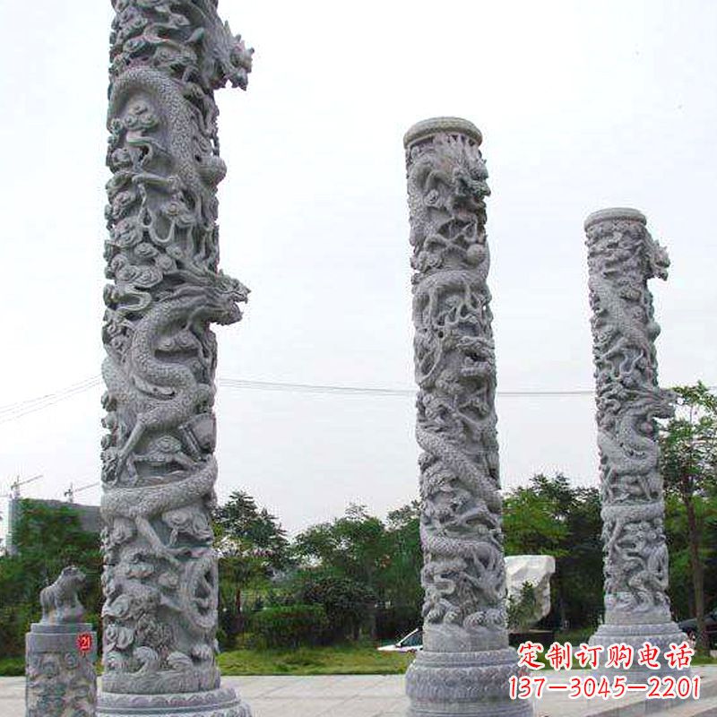 长沙公园龙柱雕塑