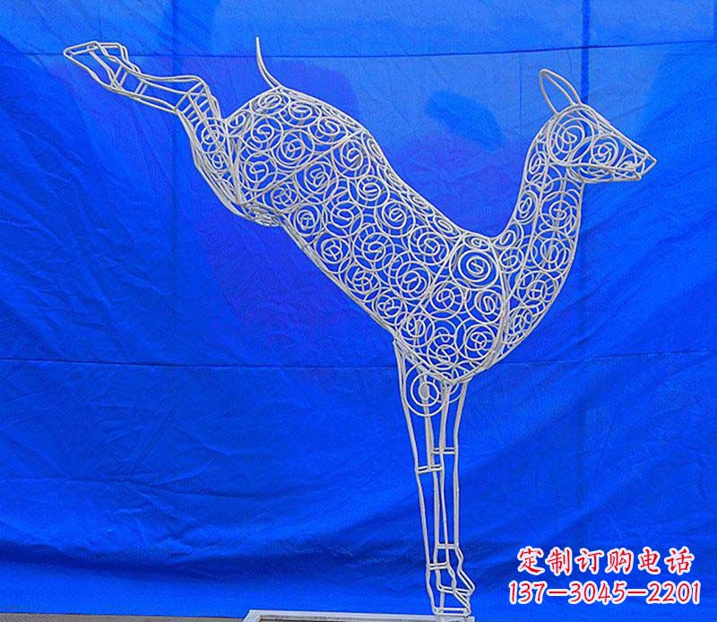 长沙中领雕塑梅花鹿不锈钢镂空雕塑
