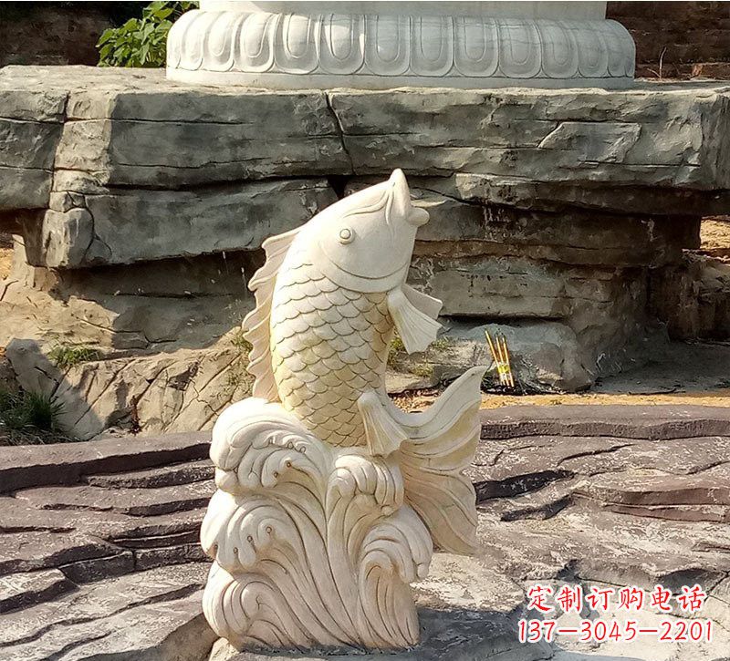 长沙室外公园鲤鱼石雕装饰