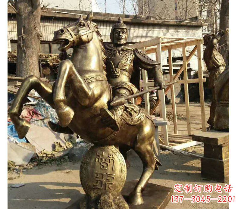 长沙公园人物骑马的战士铜雕