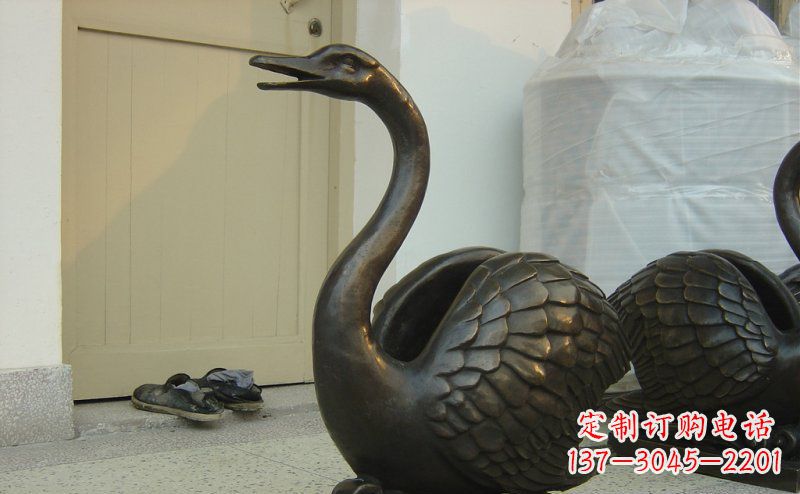 长沙公园天鹅动物铜雕 (3)