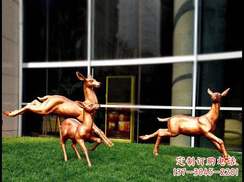 长沙公园铜雕奔跑小鹿动物雕塑
