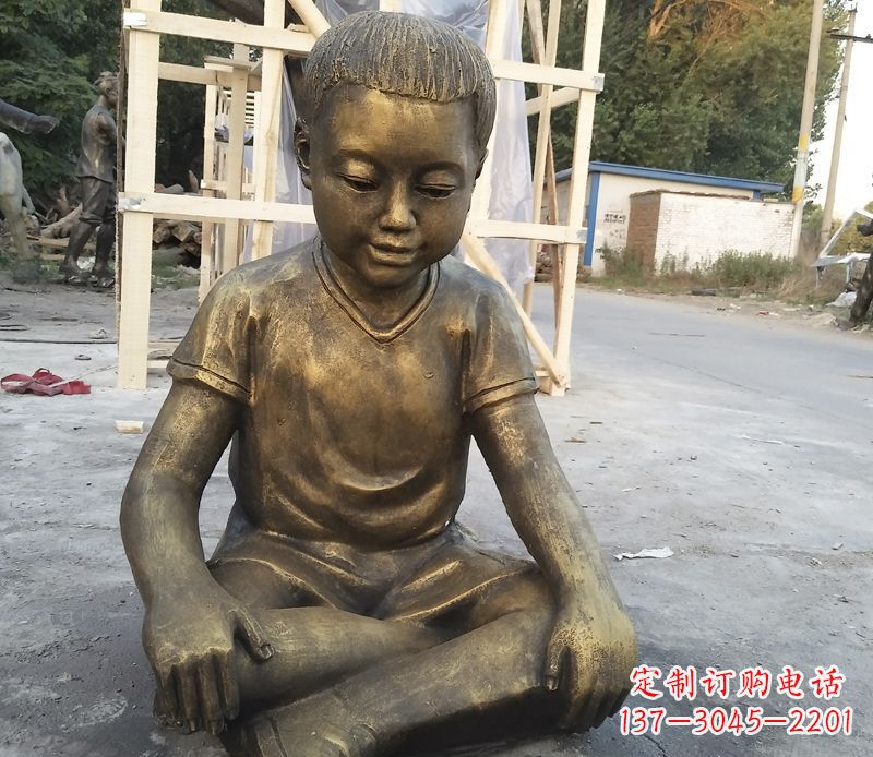 长沙公园下象棋的儿童铜雕