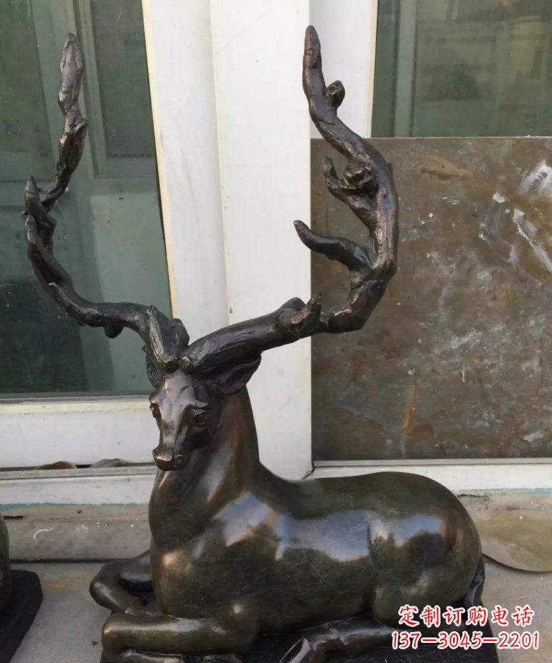 长沙铸铜小鹿动物雕塑