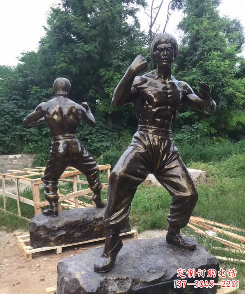 长沙荣耀李小龙,经典之作——“功夫之王”铜雕塑