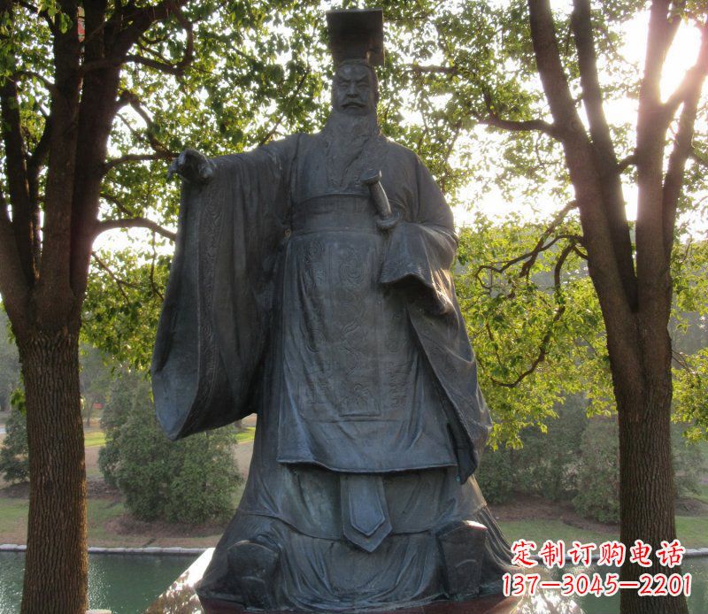 长沙古代皇帝刘邦铜雕