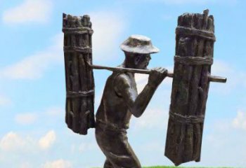 长沙精美老人铜雕，传承古代挑柴精神