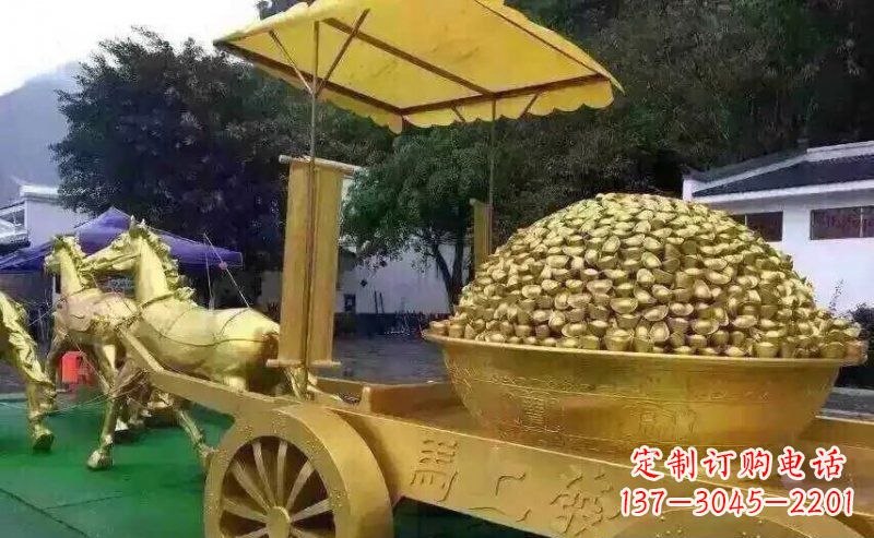长沙中领雕塑：精美的玻璃钢马雕塑