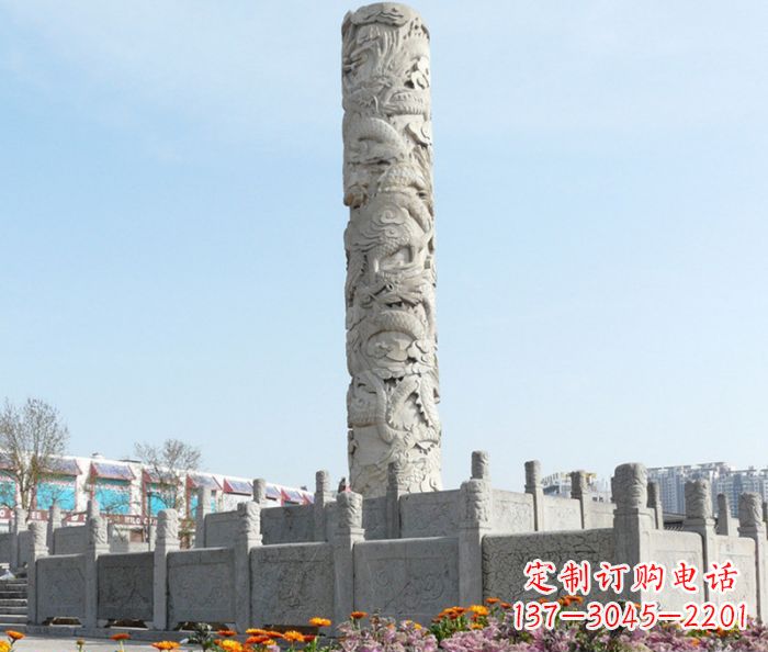 长沙广场景观大理石龙柱石雕,展现神秘传统风采