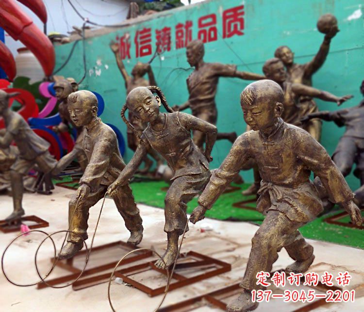 长沙滚铁环为您的小宝定制精美儿童铜雕
