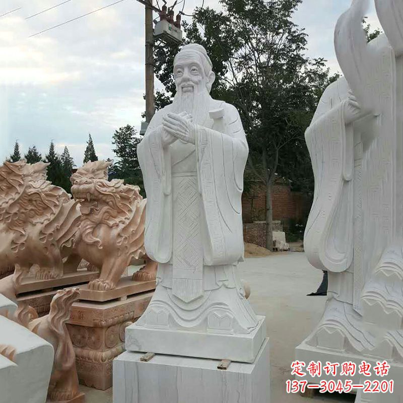 长沙海外的孔子雕像——展示中国文化的象征