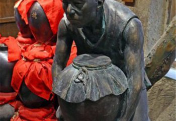 长沙铜质老人抱酒图案雕塑